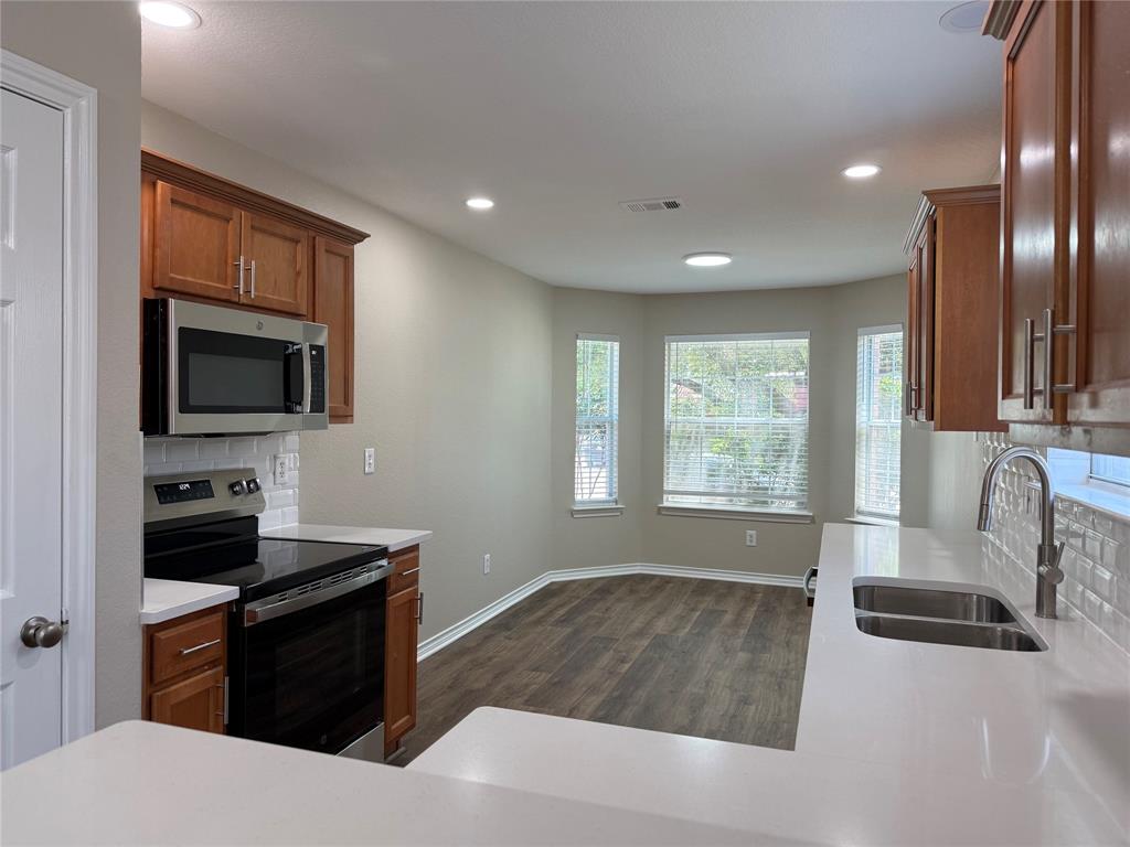 103 Santa Fe Trail Property Photo 11