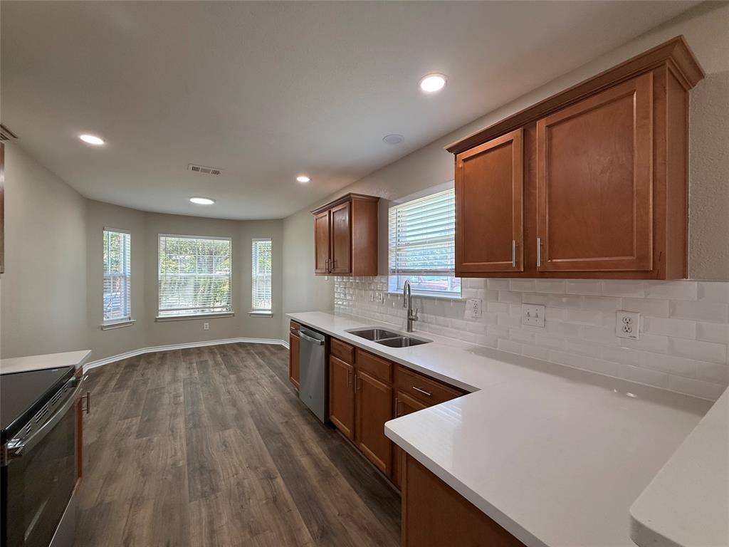 103 Santa Fe Trail Property Photo 12