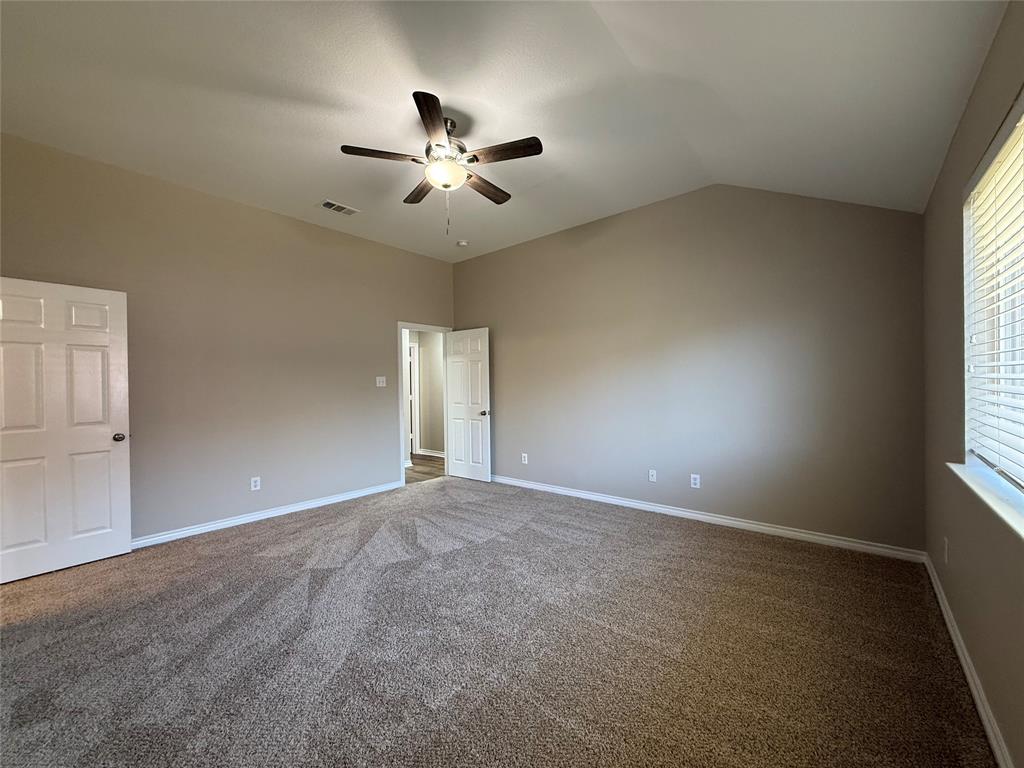 103 Santa Fe Trail Property Photo 20