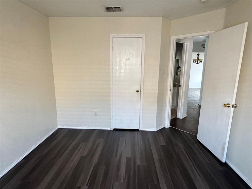 1557 Chivalry Lane Property Photo 10