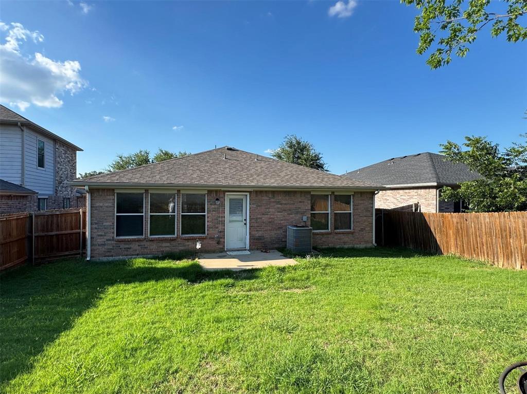 1557 Chivalry Lane Property Photo 13