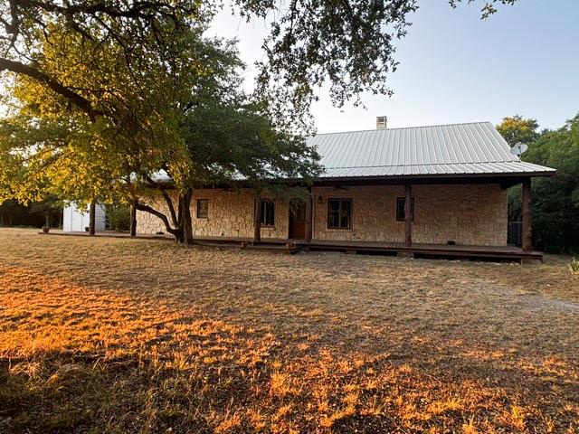 1173 Private Road 4011 Property Photo 1