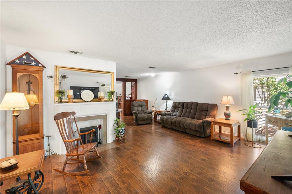 502 Bellevue Drive Property Photo 2