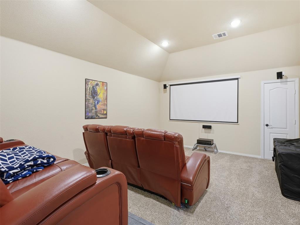 521 Ridgewater Trail Property Photo 14