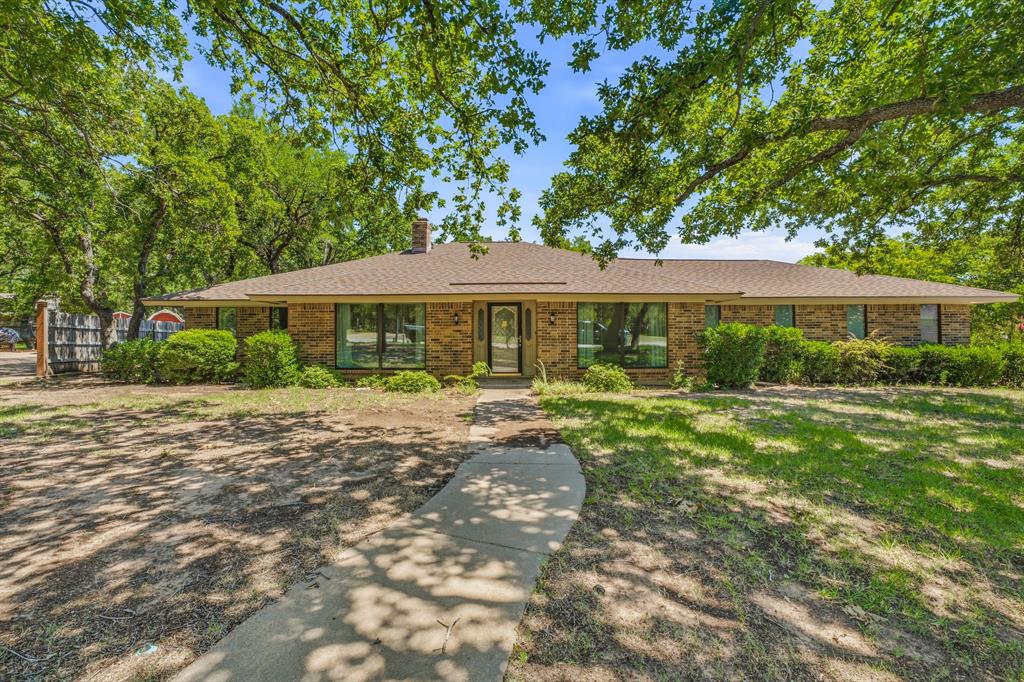 1513 Mimosa Circle Property Photo 1