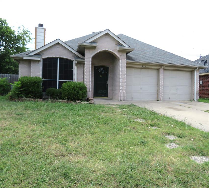 6034 Maple Leaf Drive Property Photo 1