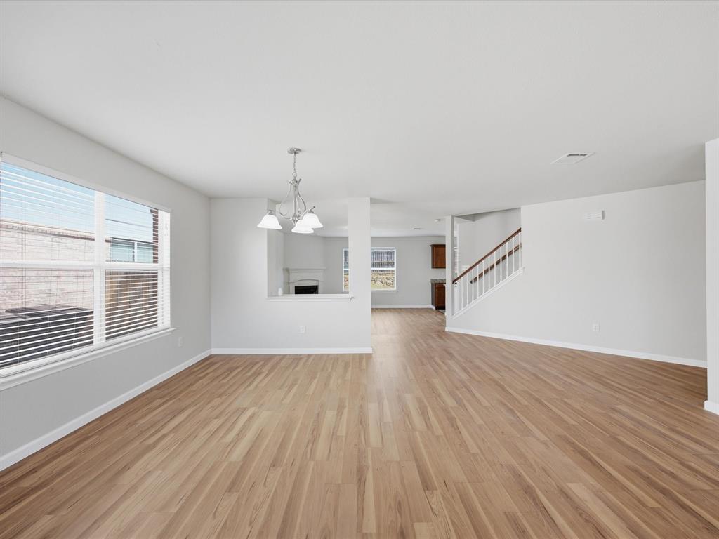 2021 Laughlin Road Property Photo 3