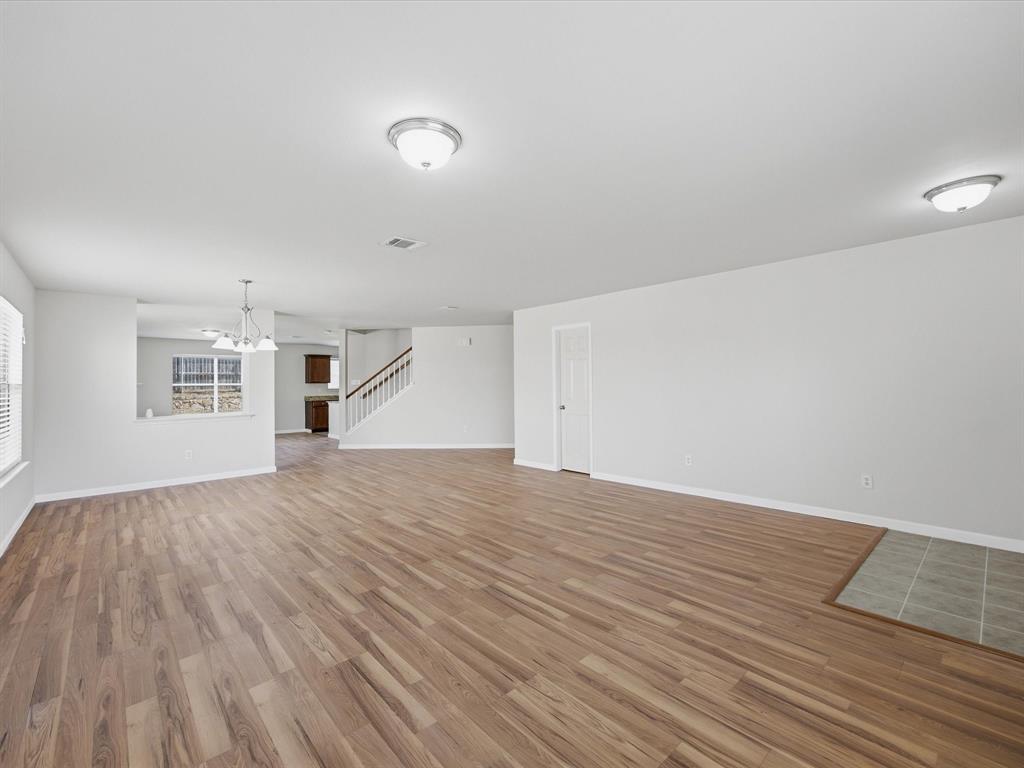 2021 Laughlin Road Property Photo 7