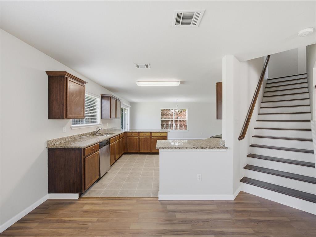 2021 Laughlin Road Property Photo 10