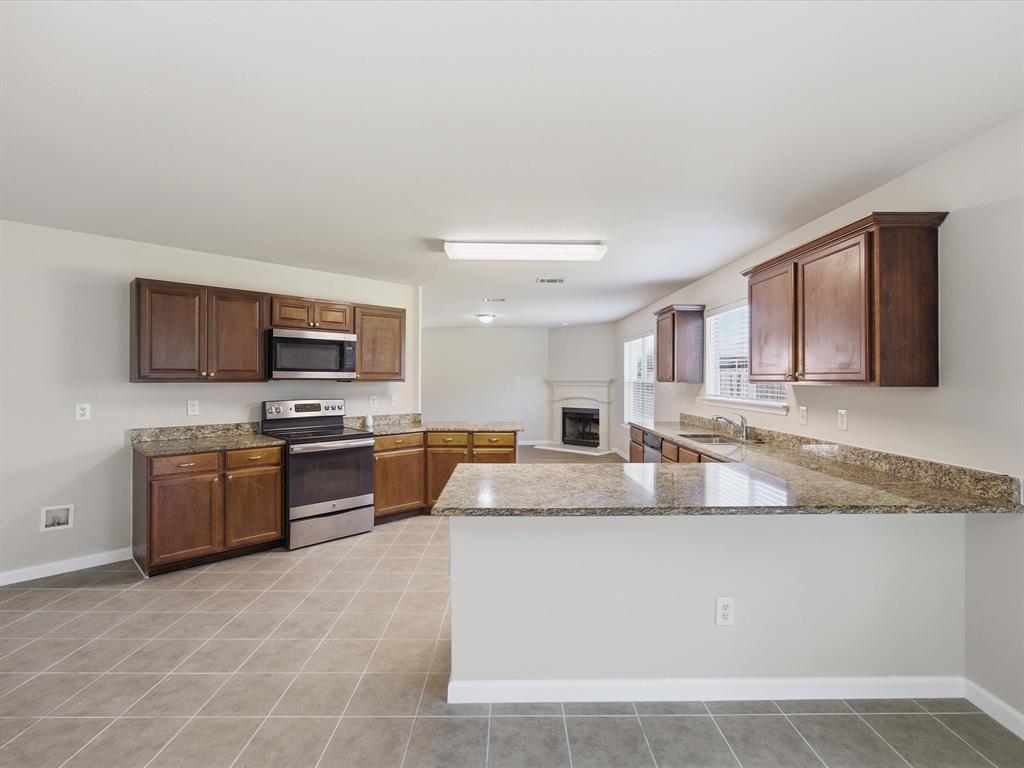 2021 Laughlin Road Property Photo 11