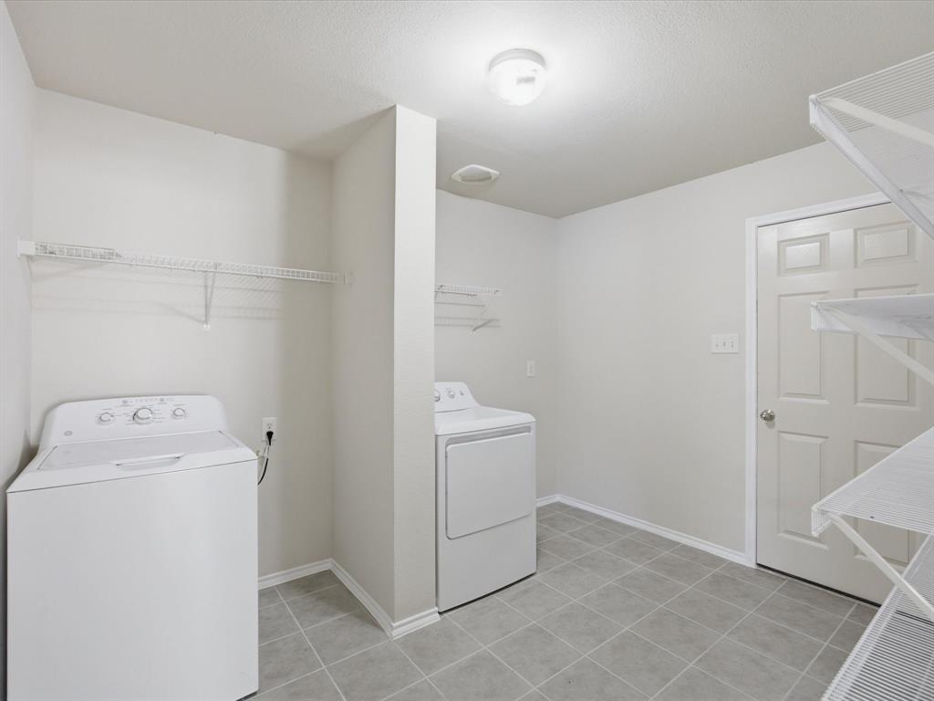 2021 Laughlin Road Property Photo 15