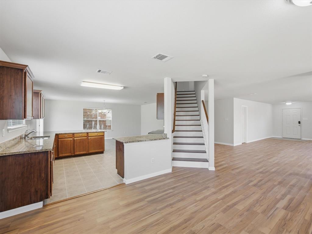 2021 Laughlin Road Property Photo 17