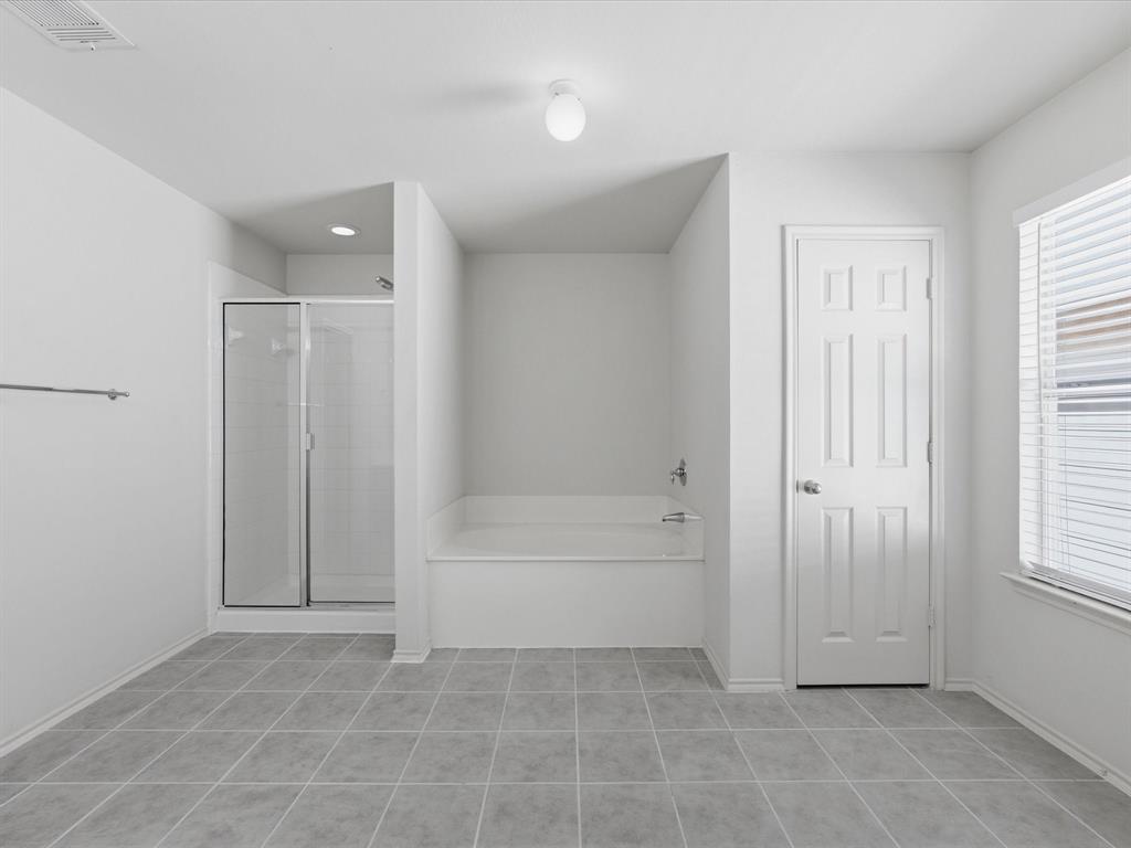 2021 Laughlin Road Property Photo 23