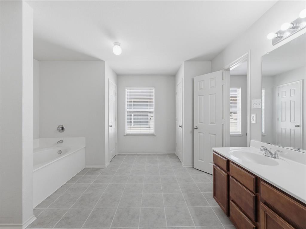2021 Laughlin Road Property Photo 25