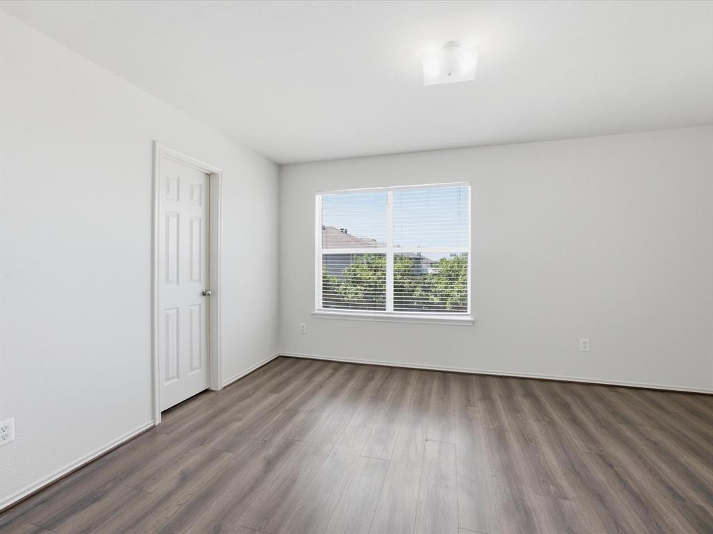 2021 Laughlin Road Property Photo 32