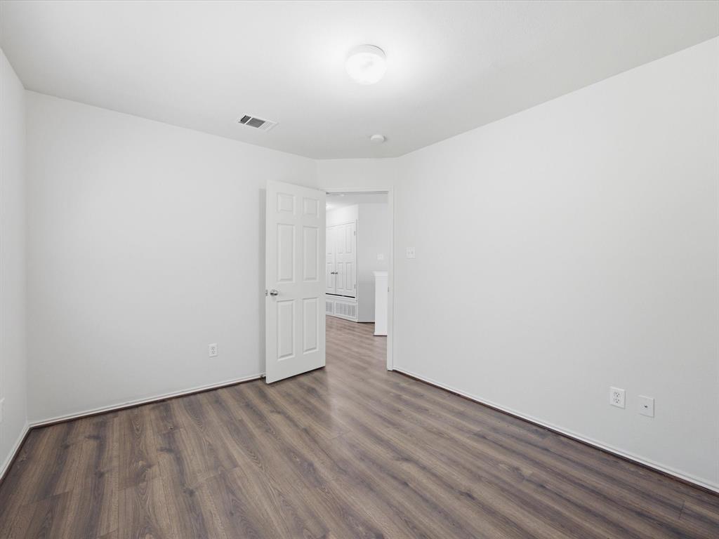 2021 Laughlin Road Property Photo 33