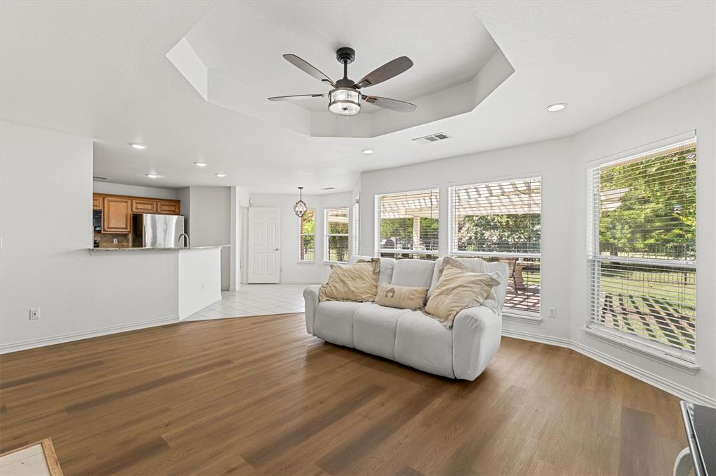 9 Horseman Drive Property Photo 6
