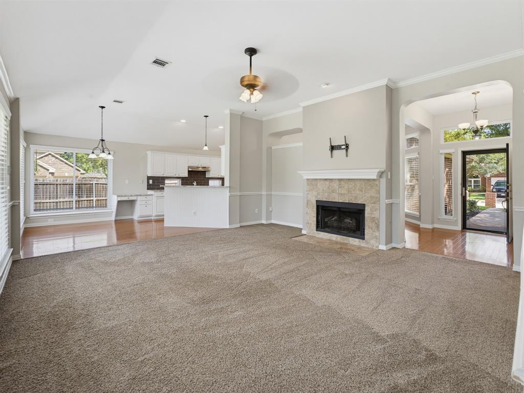 637 Cedarwood Drive Property Photo 8