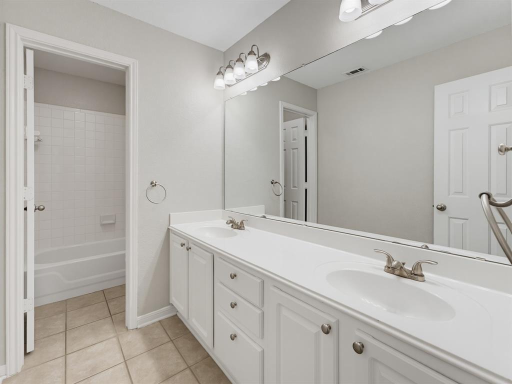 637 Cedarwood Drive Property Photo 23