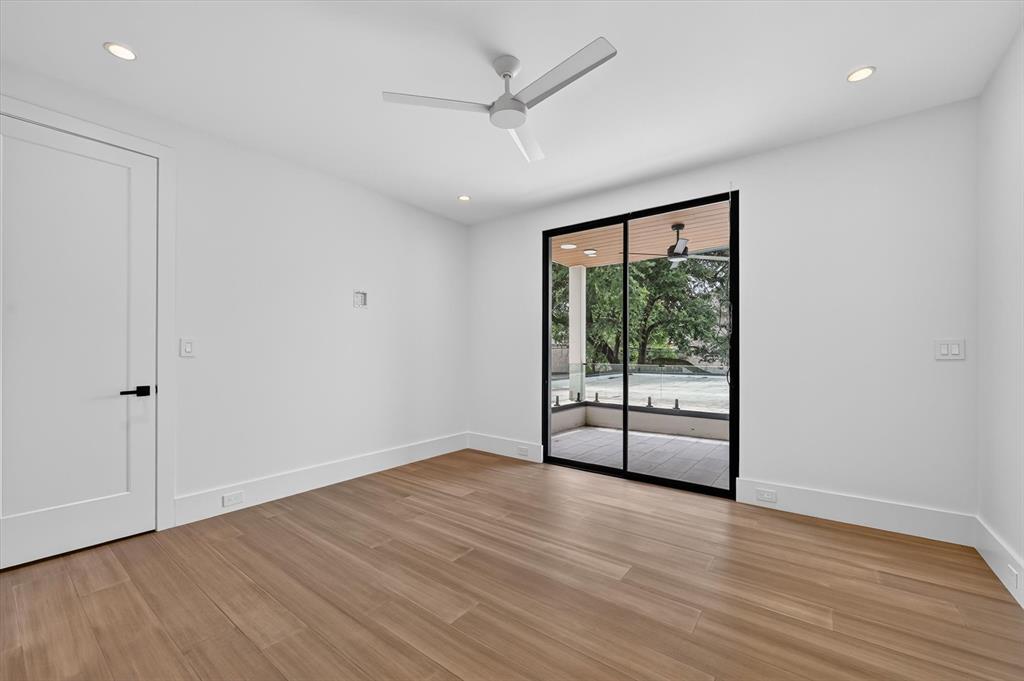6466 Royal Lane Property Photo 14