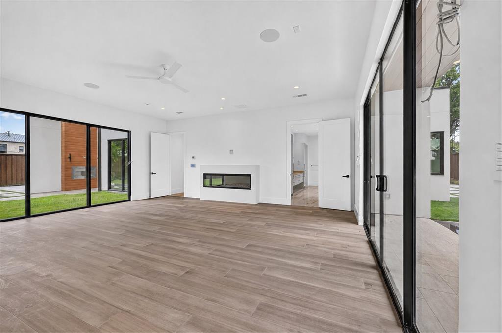 6466 Royal Lane Property Photo 16
