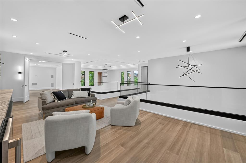 6466 Royal Lane Property Photo 27