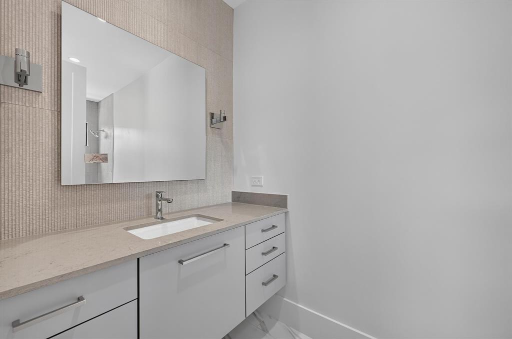 6466 Royal Lane Property Photo 33