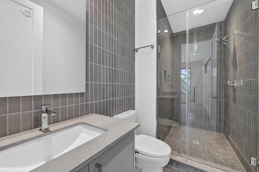 6466 Royal Lane Property Photo 37