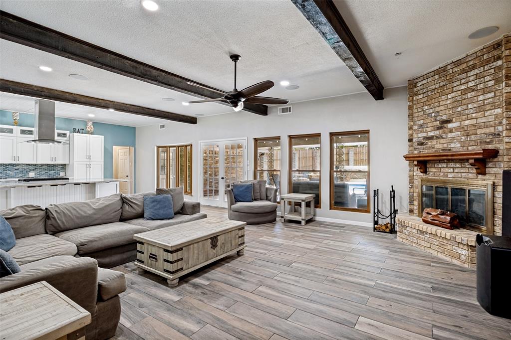3716 Wood Rail Drive Property Photo 4