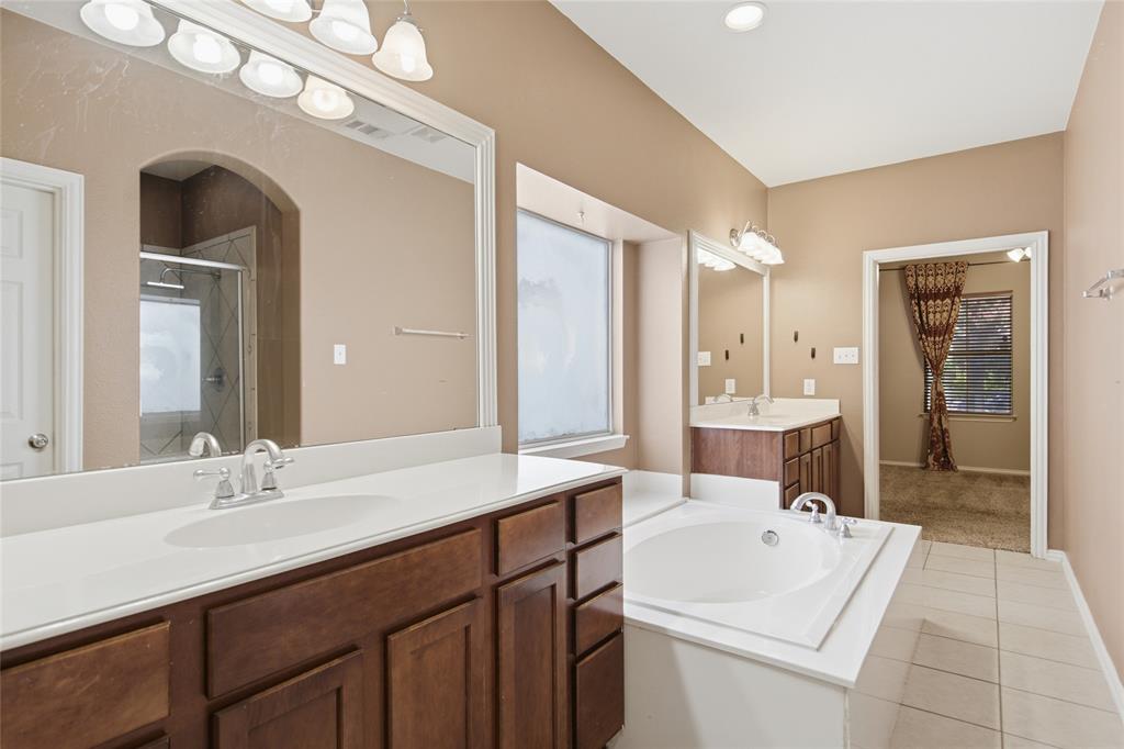 1728 Mercer Way Property Photo 6