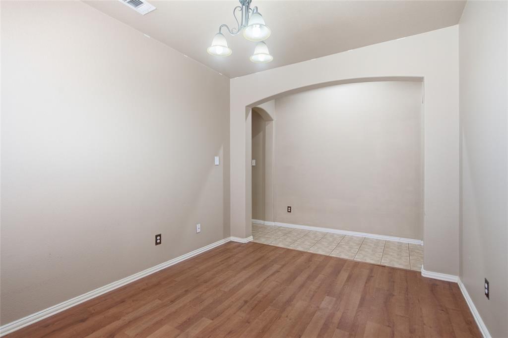 1728 Mercer Way Property Photo 9