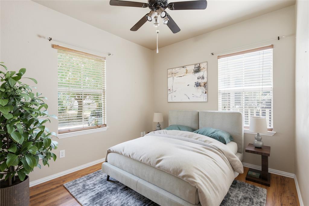 1728 Mercer Way Property Photo 11