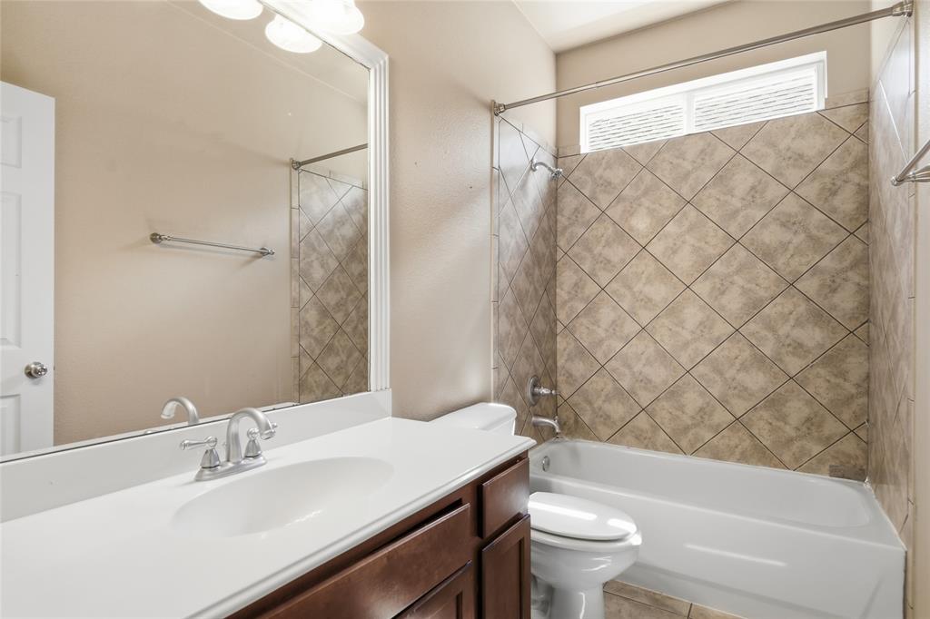 1728 Mercer Way Property Photo 12