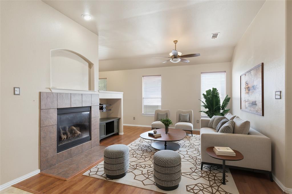 1728 Mercer Way Property Photo 14