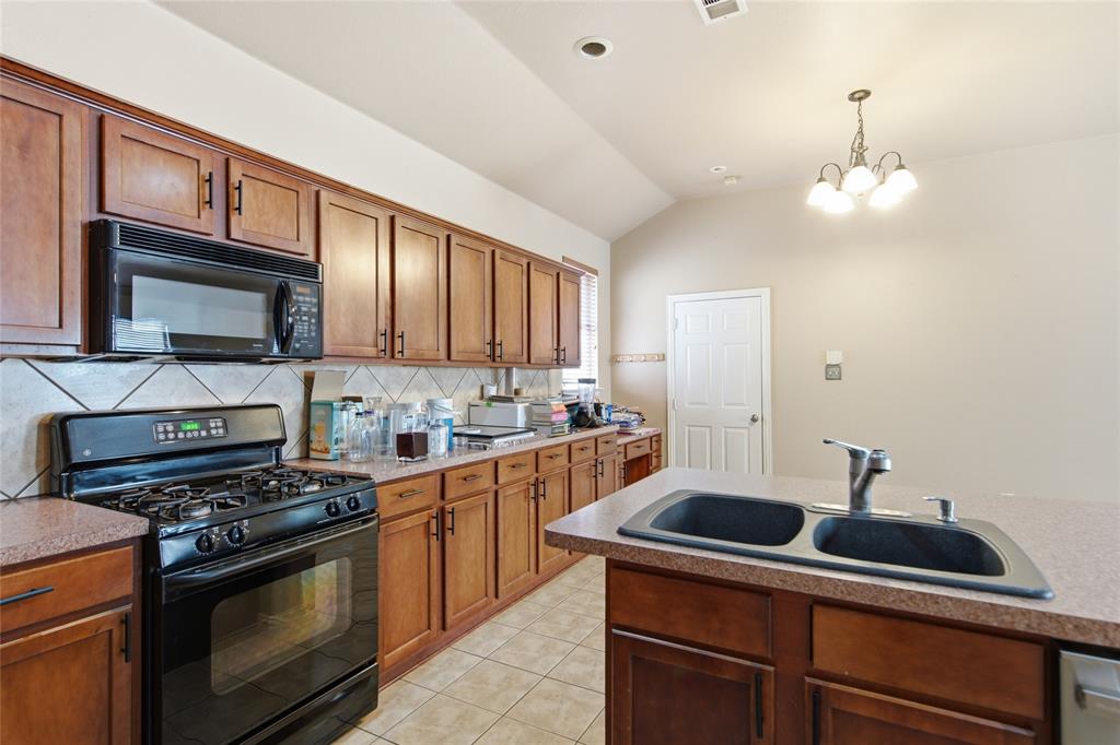 1728 Mercer Way Property Photo 17