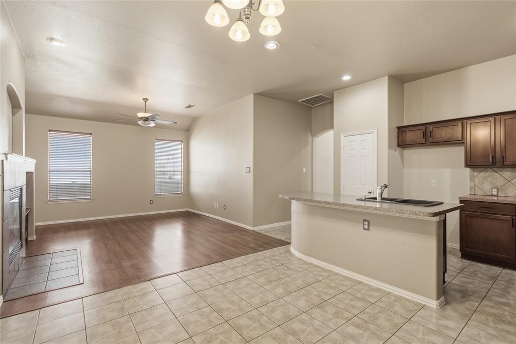 1728 Mercer Way Property Photo 19
