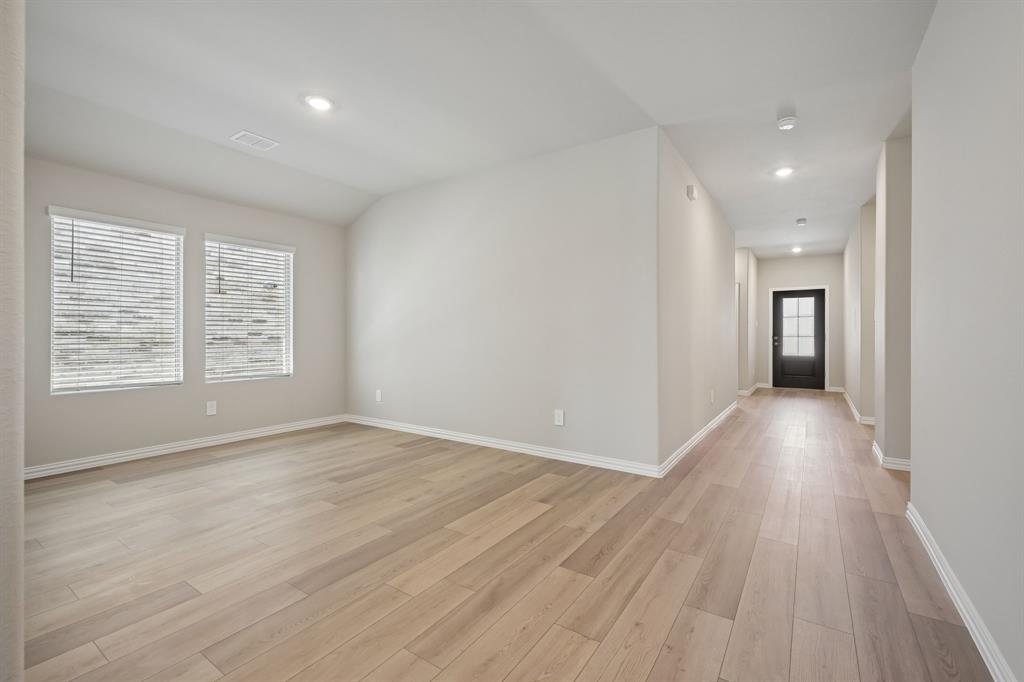 3402 Richmond Drive Property Photo 12