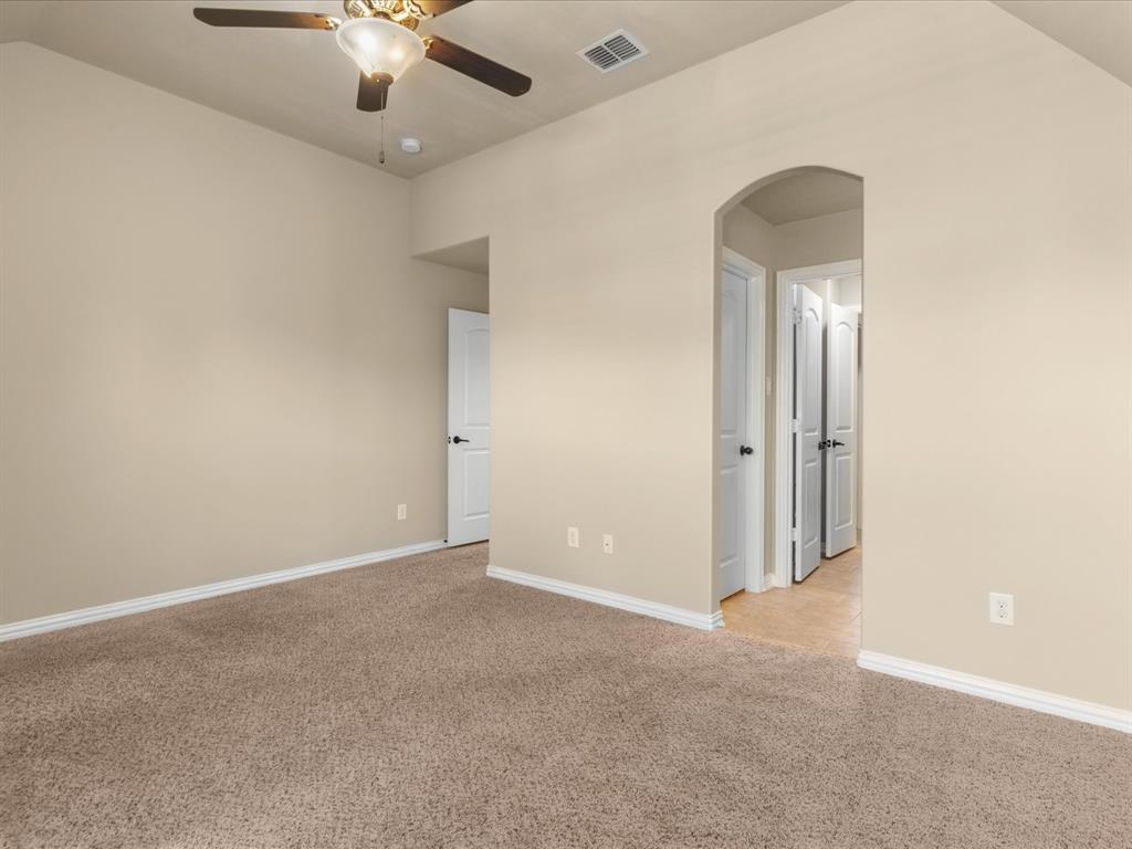 2749 Waverley Drive Property Photo 33