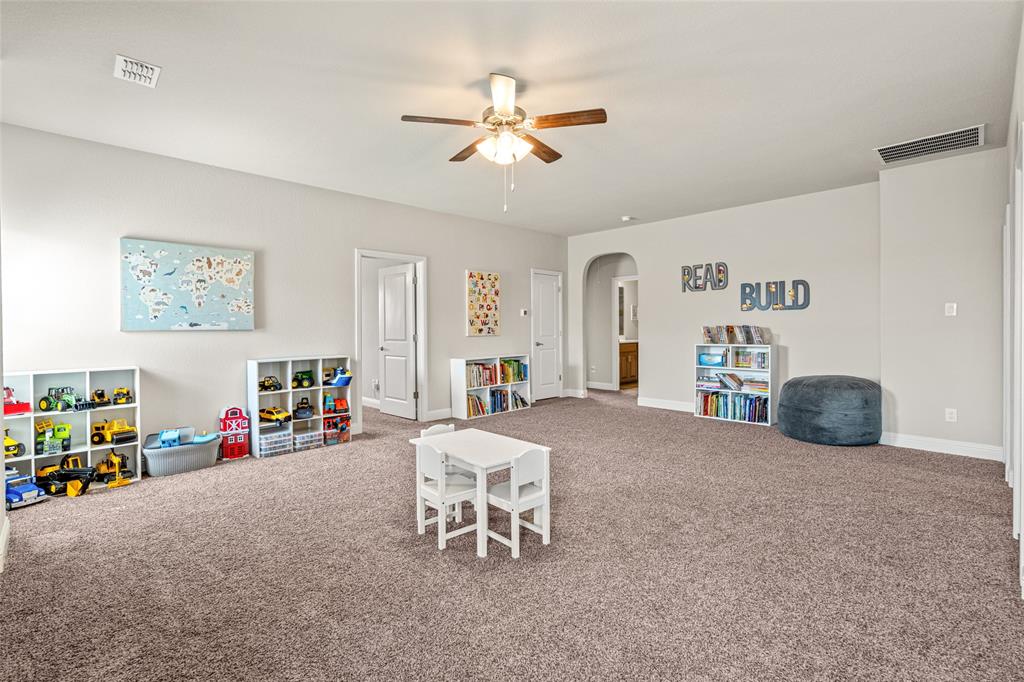 14856 Gladstone Drive Property Photo 22