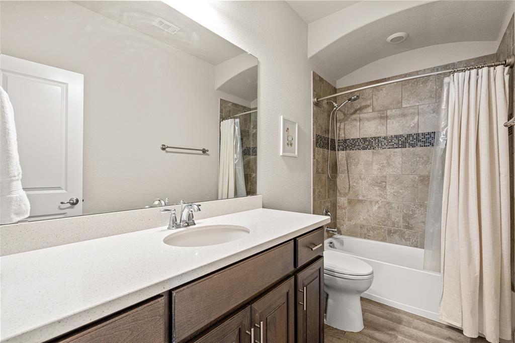 14856 Gladstone Drive Property Photo 27