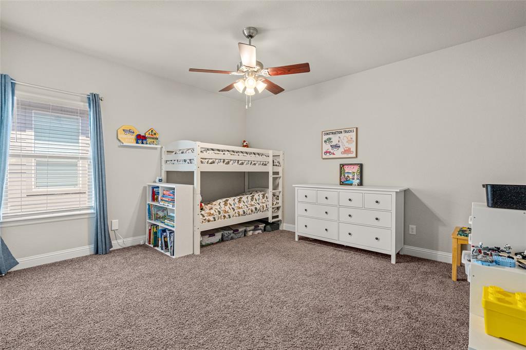 14856 Gladstone Drive Property Photo 28