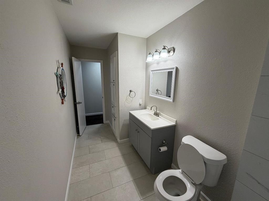 3109 Manchester Drive Property Photo 8