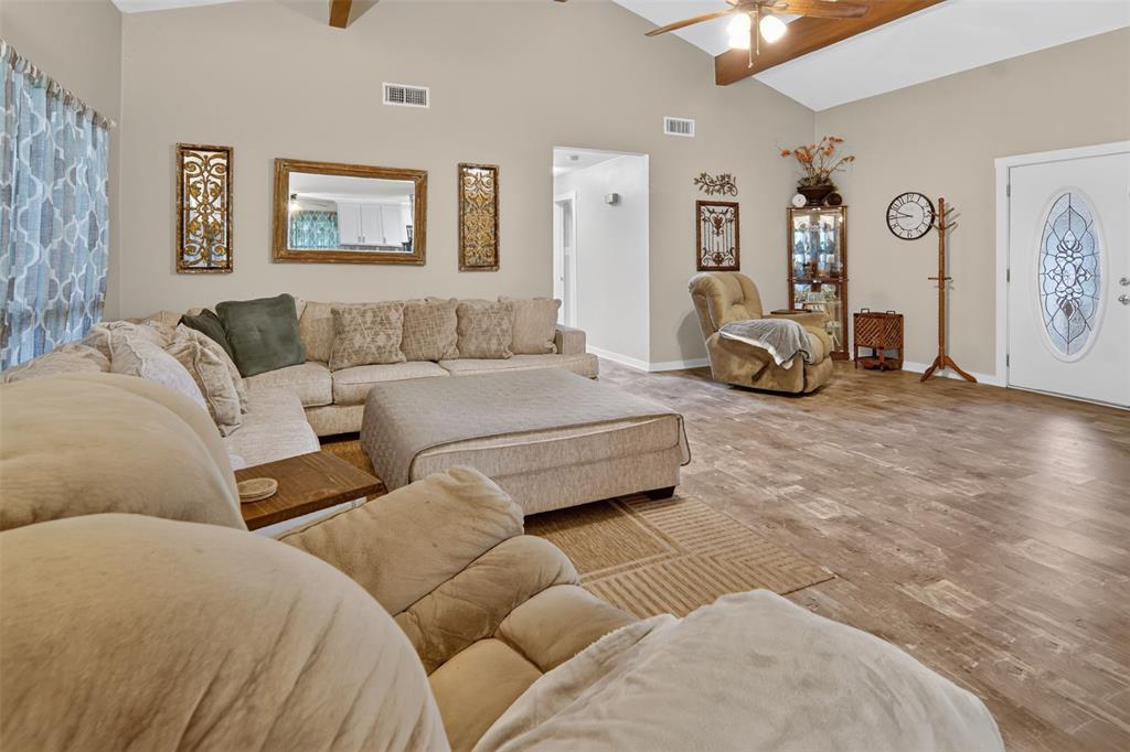 4189 Fm 2946 Property Photo 11