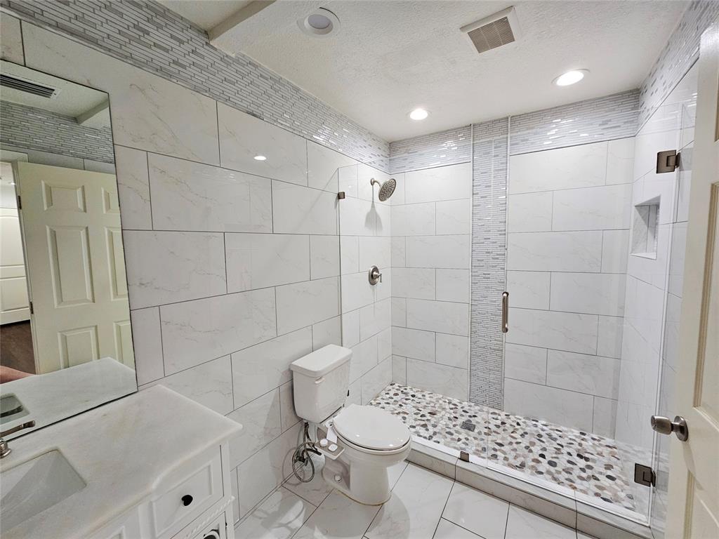 2117 Baltimore Drive Property Photo 15