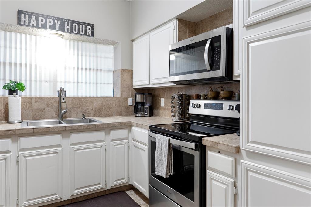 9801 Royal Lane 312 Property Photo 11