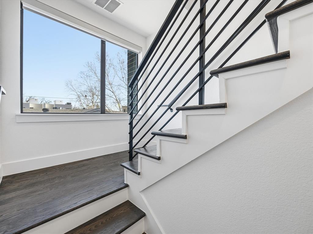 1920 Dowgate Court Property Photo 26
