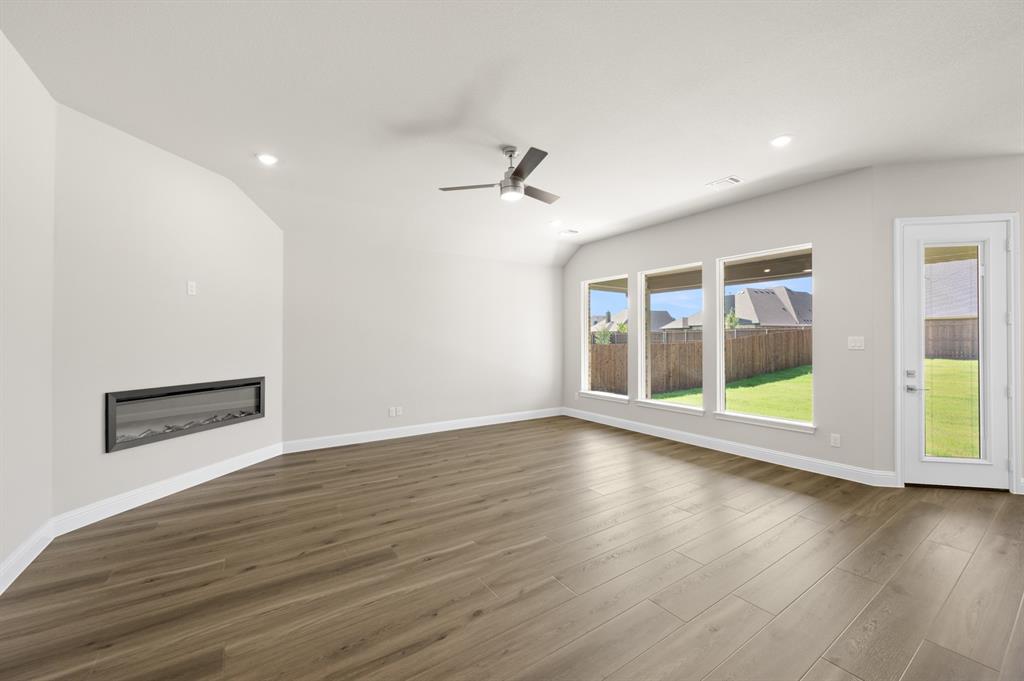 228 Mountain Laurel Drive Property Photo 10