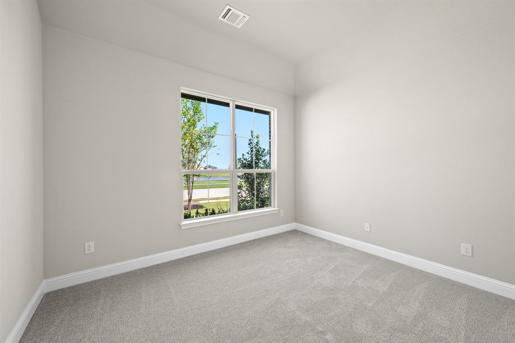 228 Mountain Laurel Drive Property Photo 18