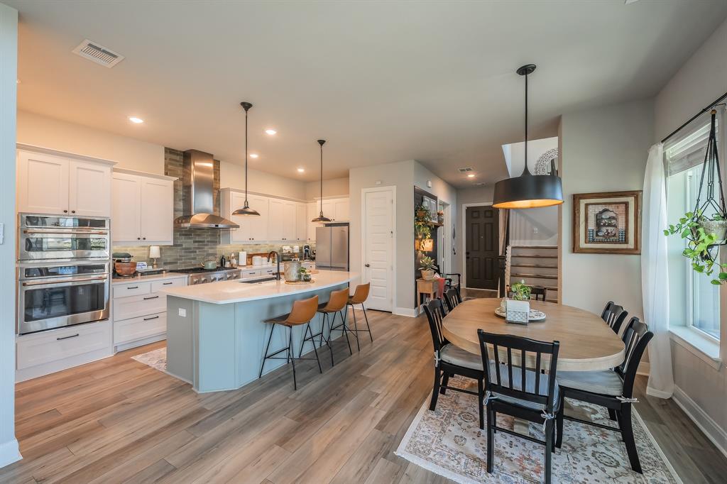 1401 Roundup Way Property Photo 10