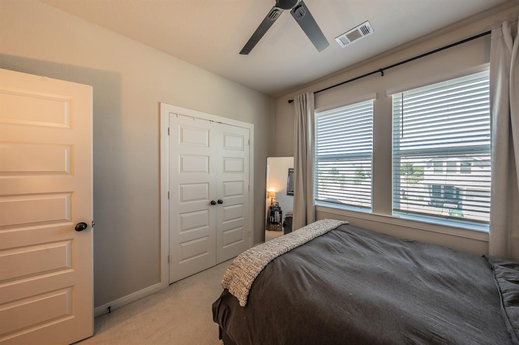 1401 Roundup Way Property Photo 23